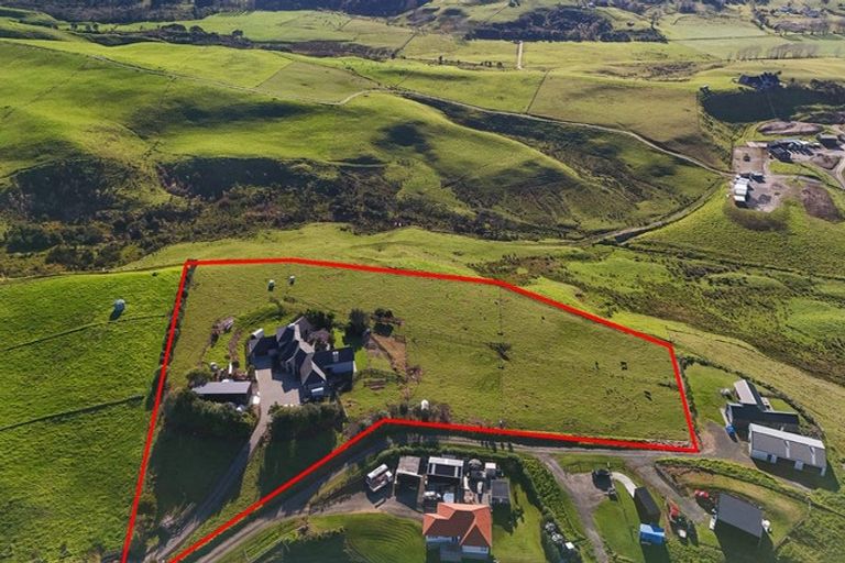 Photo of property in 288 Rimmer Road, Helensville, 0875