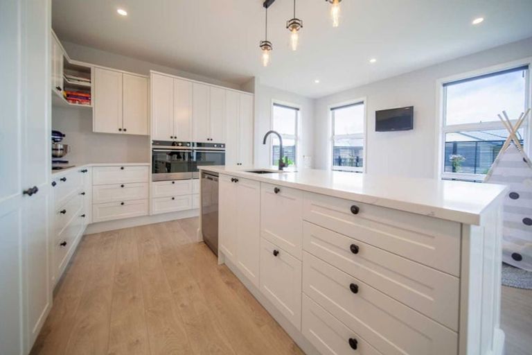 Photo of property in 3 Kaituna Place, Te Awa, Napier, 4110