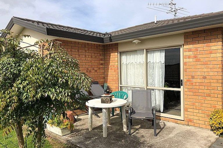 Photo of property in 8/15 Hastie Avenue, Mangere Bridge, Auckland, 2022