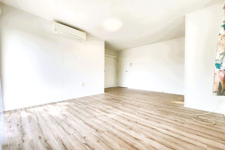 Photo of property in 26 Tamaki Bay Drive, Pakuranga, Auckland, 2010