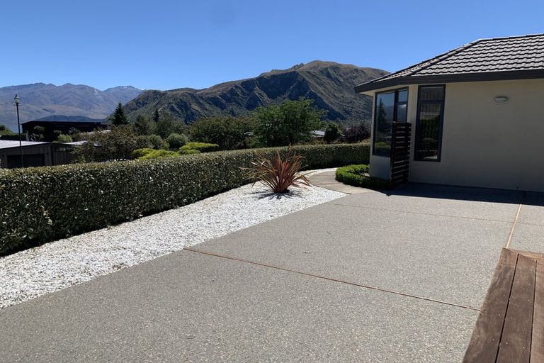 Photo of property in 26 Penrith Park Drive, Wanaka, 9305