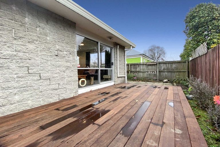 Photo of property in 2/34 Vienna Street, Waltham, Christchurch, 8023