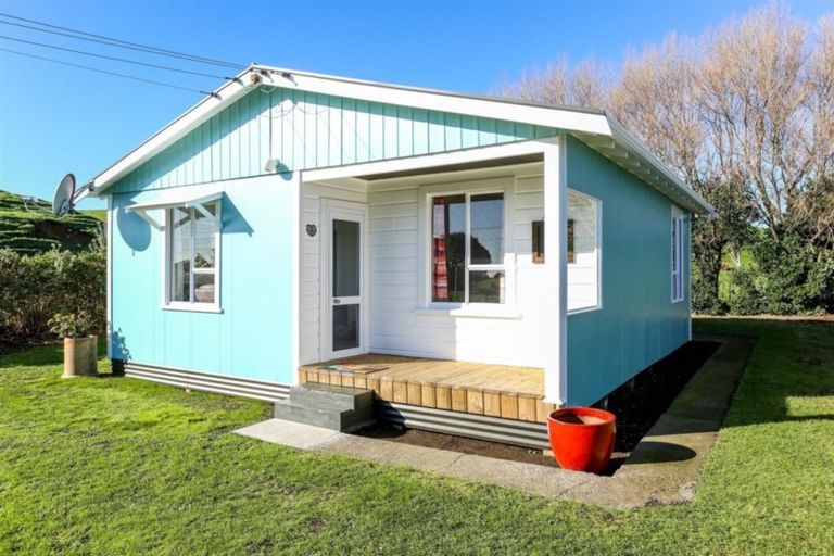 Photo of property in 6394 South Road, Pungarehu, Opunake, 4685