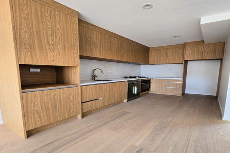 Photo of property in 41a Candia Road, Swanson, Auckland, 0614