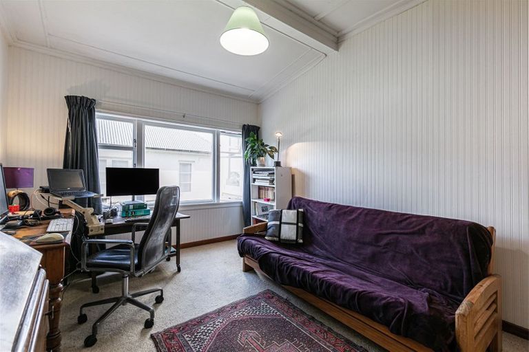 Photo of property in 18 Ngataringa Road, Devonport, Auckland, 0624