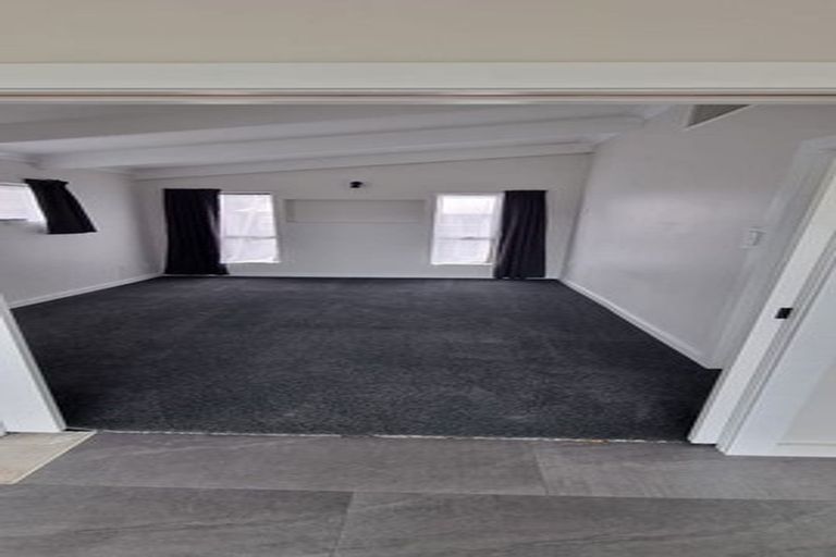 Photo of property in 20 Makora Road, Otaihanga, Paraparaumu, 5036