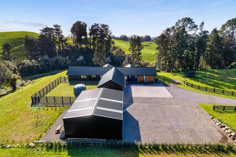 Photo of property in 160 Maude Road, Kaimiro, New Plymouth, 4371