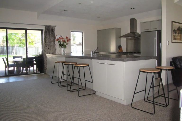 Photo of property in 54 Fairview Place, Havelock North, 4130