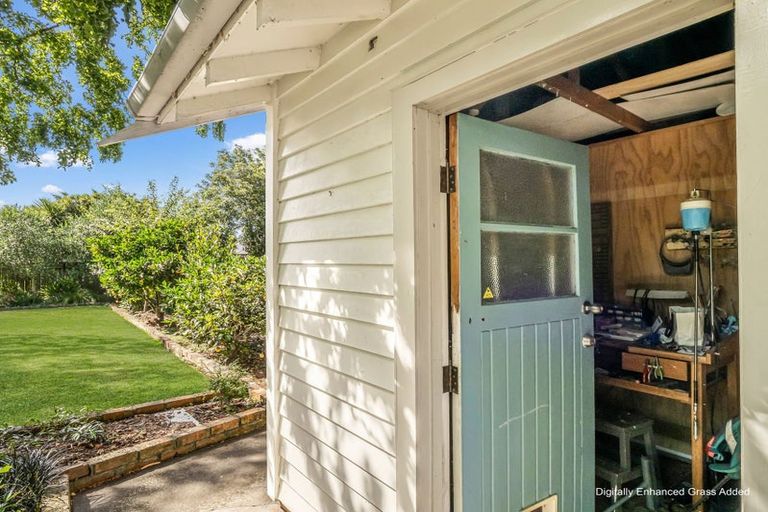 Photo of property in 15 Godwin Crescent, College Estate, Whanganui, 4500