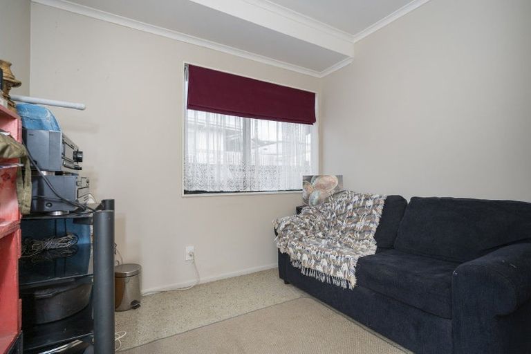 Photo of property in 82 Esmeralda Street, Welcome Bay, Tauranga, 3112