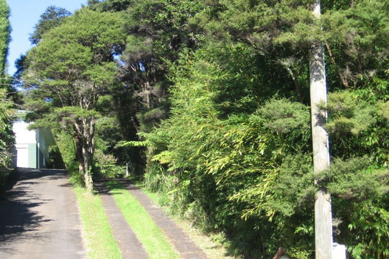 Photo of property in 28 Phillip Avenue, Glen Eden, Auckland, 0602