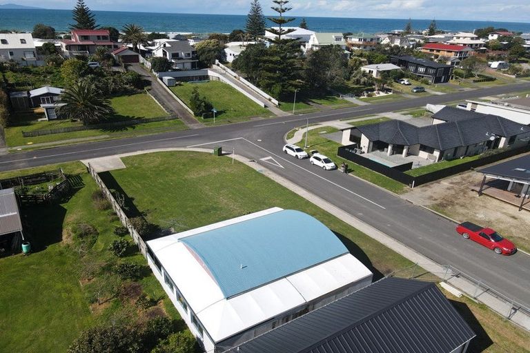 Photo of property in 34 Hanlen Avenue, Waihi Beach, 3611
