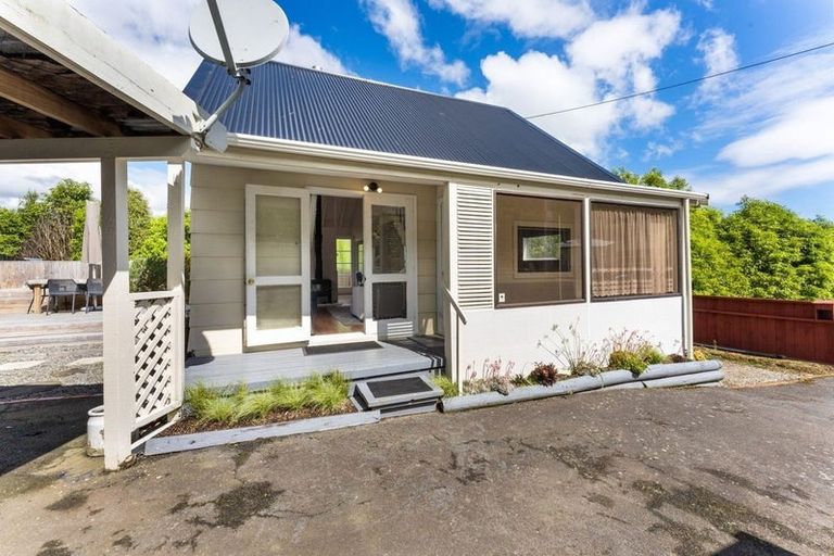 Photo of property in 5-7 Annabell Grove, Haywards, Lower Hutt, 5018