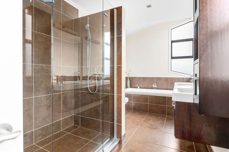 Photo of property in 16 Sheriff Place, Riverlea, Hamilton, 3216