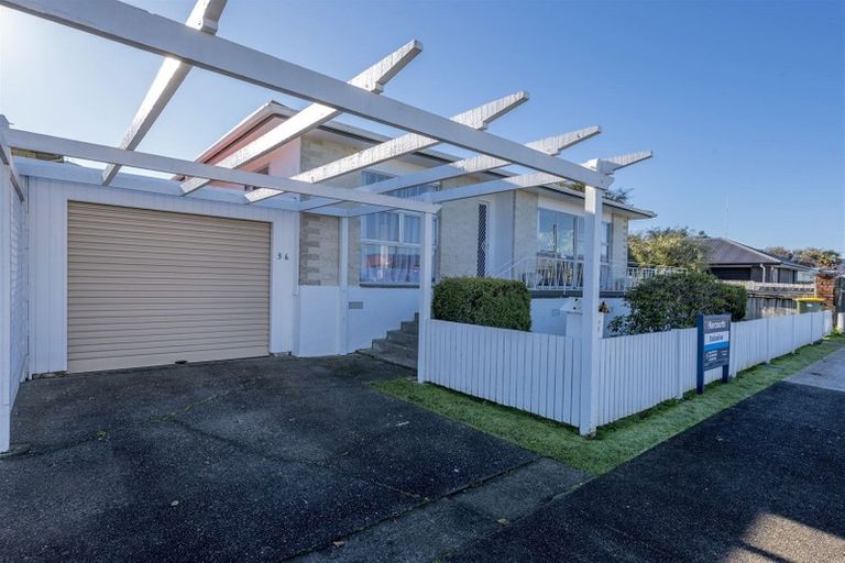 Photo of property in 36 York Street, Levin, 5510