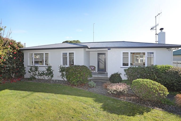 Photo of property in 100 East Street, Feilding, 4702