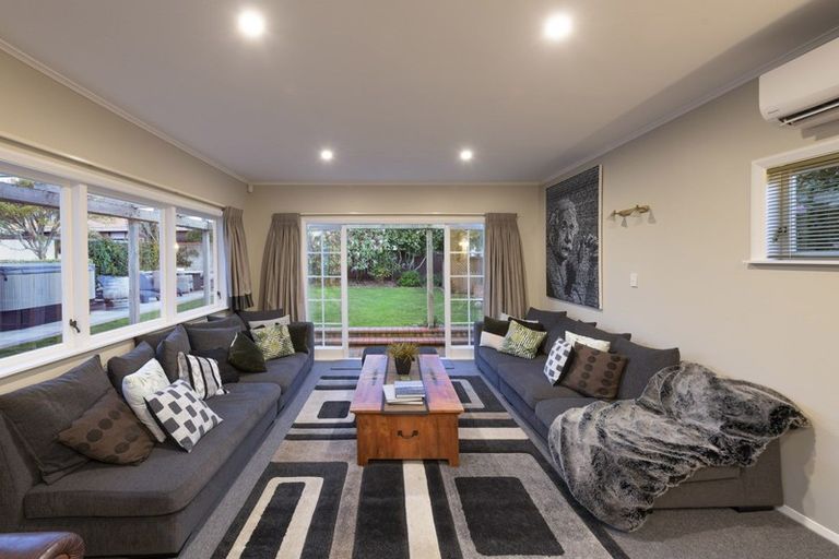 Photo of property in 273 Karori Road, Karori, Wellington, 6012
