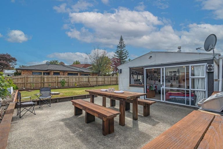 Photo of property in 9 Johnson Street, Bulls, 4818