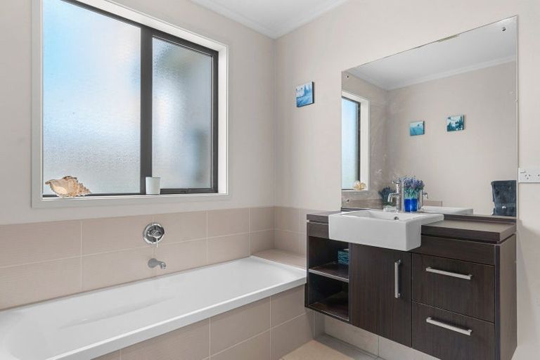 Photo of property in 362b Barrier View Road, Mangawhai, 0573