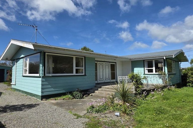 Photo of property in 40 Watt Street, Featherston, 5710