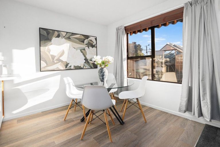 Photo of property in 1/18 Dumfries Drive, Hei Hei, Christchurch, 8042