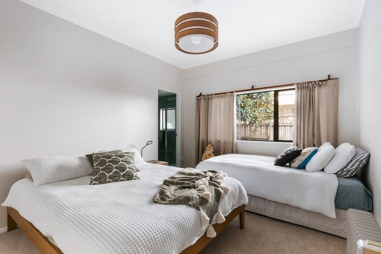 Photo of property in 1 Ruamoana Place, Omokoroa, 3114