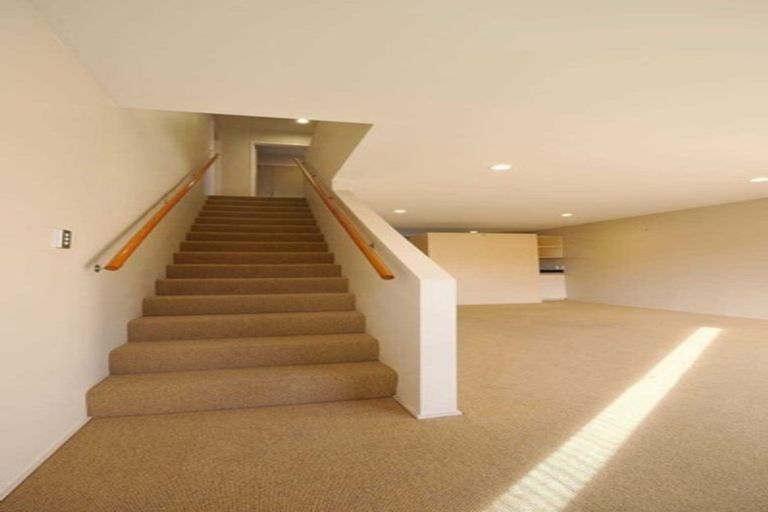 Photo of property in 19 Whiteleigh Avenue, Addington, Christchurch, 8024