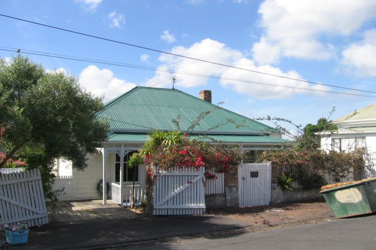 Photo of property in 52 Dean Street, Grey Lynn, Auckland, 1021