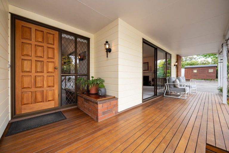 Photo of property in 32 Durham Drive, Havelock North, 4130