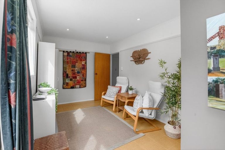 Photo of property in 91 Golf Road, Paraparaumu Beach, Paraparaumu, 5032