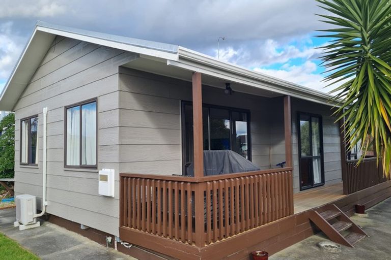 Photo of property in 26 Pukeko Street, Paraparaumu, 5032