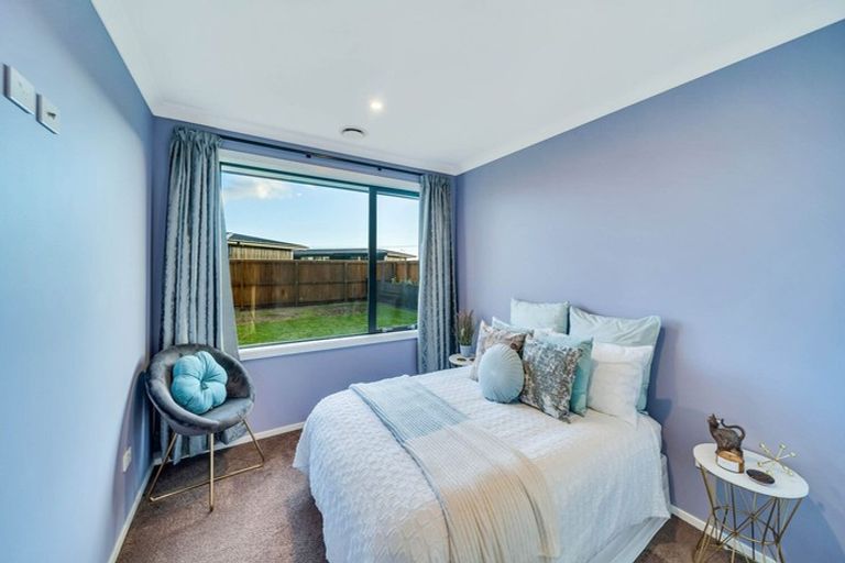 Photo of property in 19 Barewood Grove, West Melton, 7618