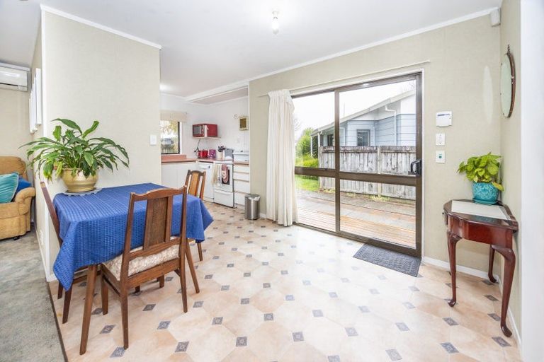 Photo of property in 91b Oakfield Crescent, Pukete, Hamilton, 3200