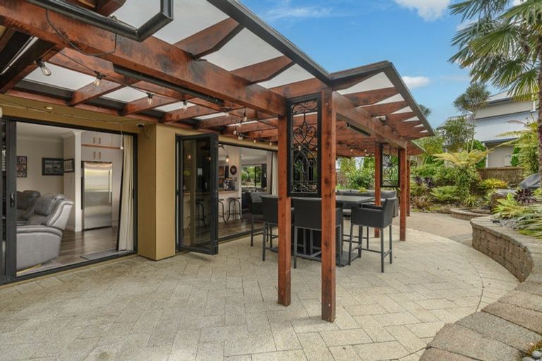 Photo of property in 27 Jarrah Park Drive, Pyes Pa, Tauranga, 3112