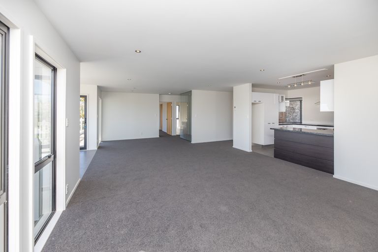 Photo of property in 93 Princes Street, Waikari, 7420