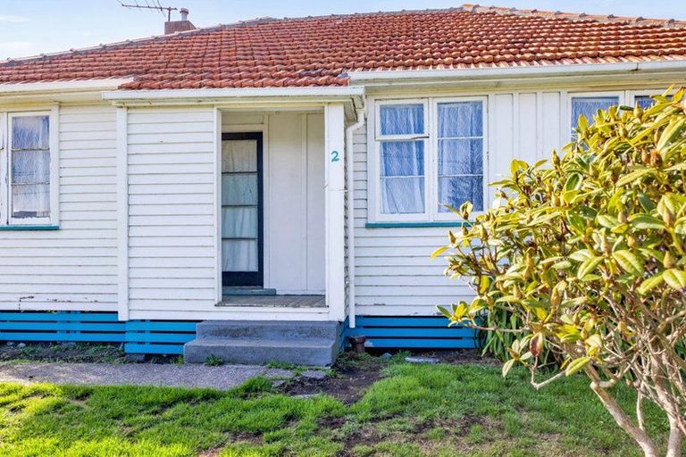 Photo of property in 2 Waihi Road, Hawera, 4610