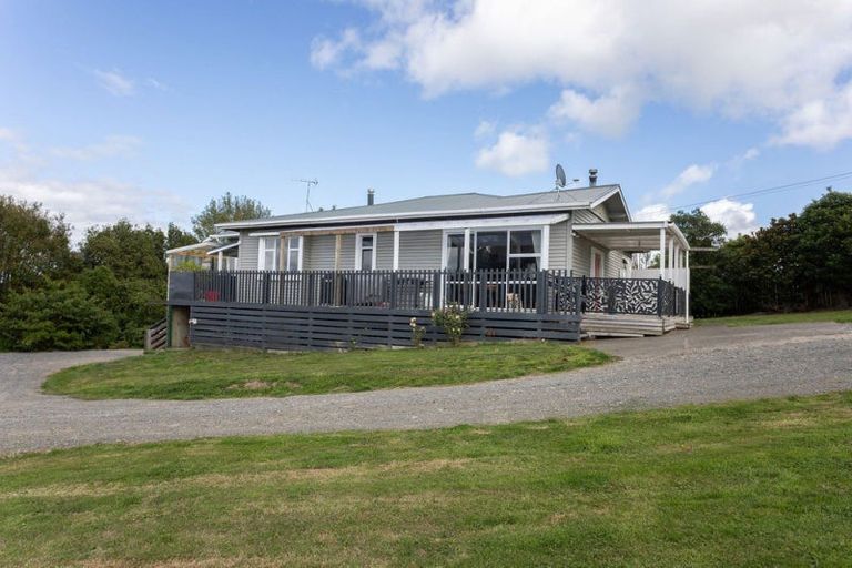 Photo of property in 133 Adelaide Road, Dannevirke, 4930