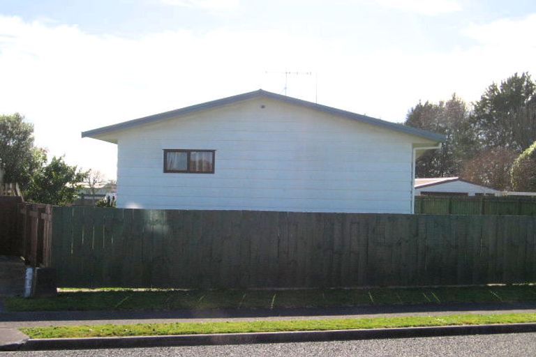 Photo of property in 6 Aintree Street, Nawton, Hamilton, 3200