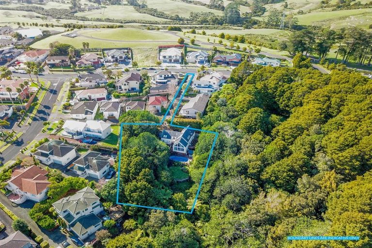 Photo of property in 97 Goodwood Drive, Goodwood Heights, Auckland, 2105