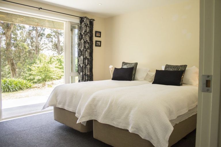 Photo of property in 211 Rochfort Road, Kahuranaki, Havelock North, 4295