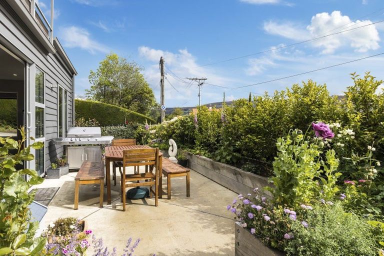 Photo of property in 1 Falcon Street, Roslyn, Dunedin, 9010