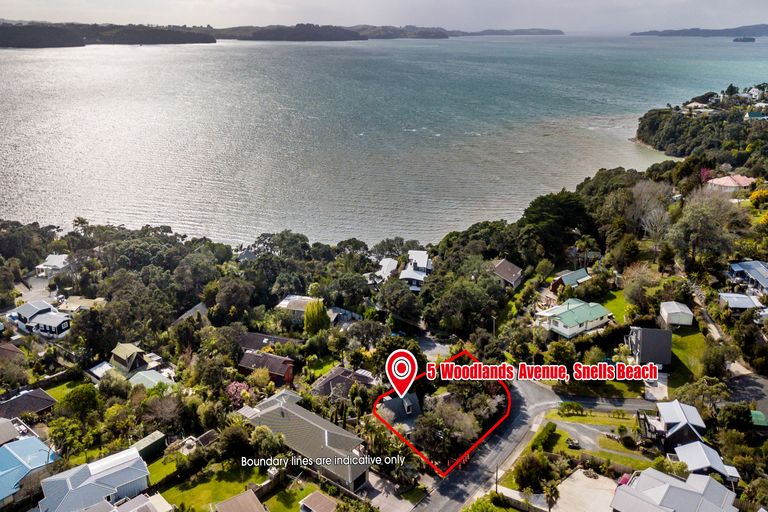 Photo of property in 5 Woodlands Avenue, Snells Beach, 0920