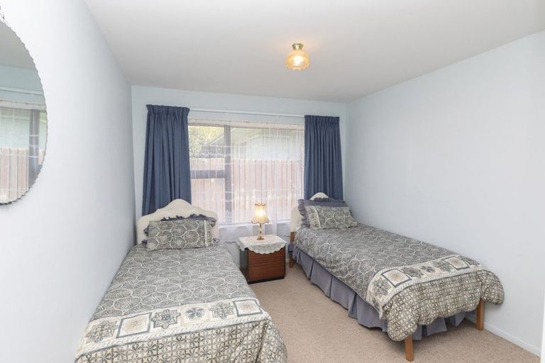 Photo of property in 2/221 Harewood Road, Bishopdale, Christchurch, 8053