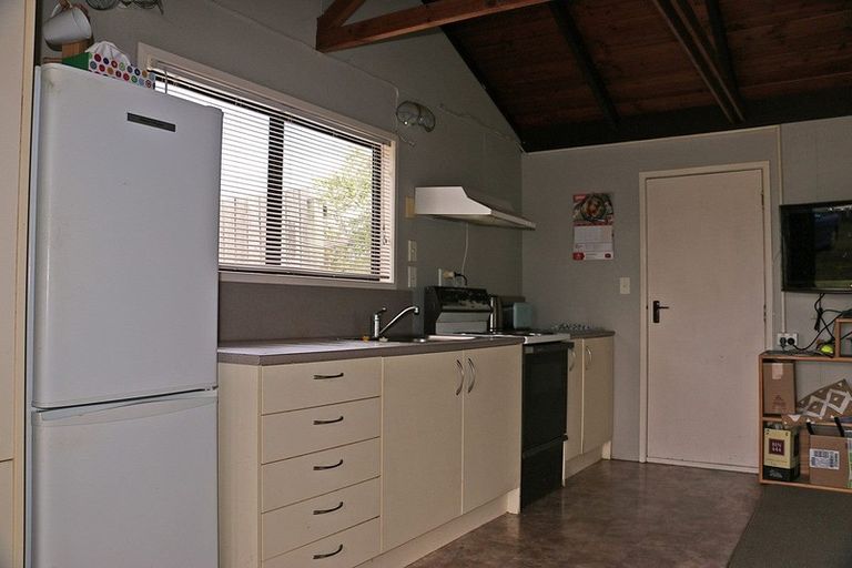 Photo of property in 35 Merehai Place, Snells Beach, 0920