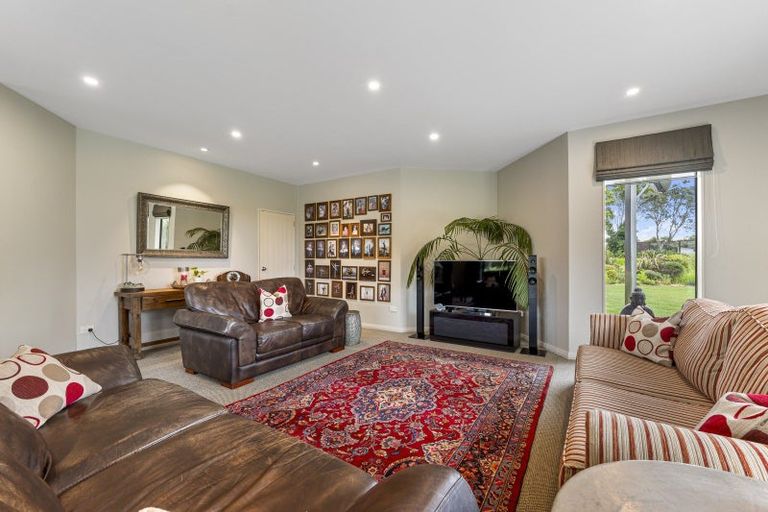 Photo of property in 65 Mcgiven Drive, Ridgewood, New Plymouth, 4371