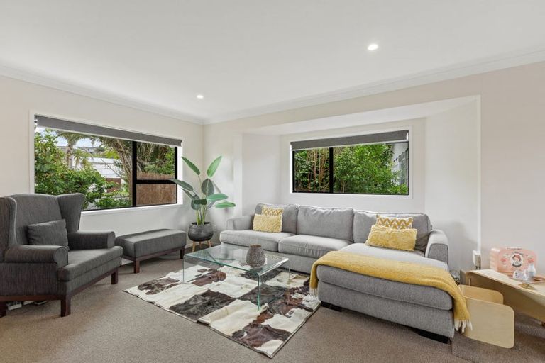 Photo of property in 1/30 Fairway Avenue, Red Beach, 0932