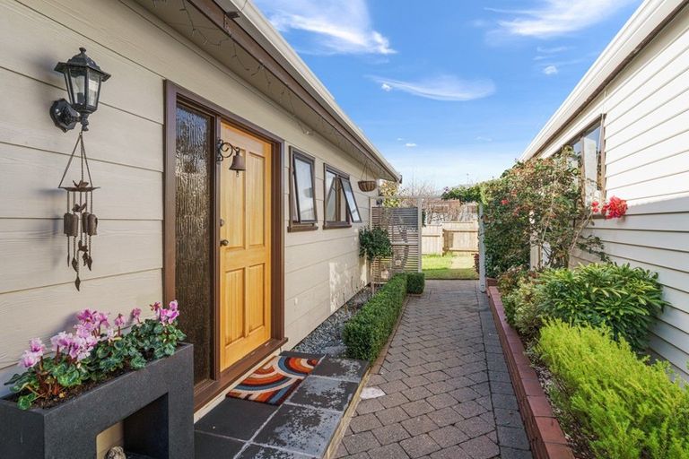 Photo of property in 27 Pitoitoi Street, Otaihanga, Paraparaumu, 5036