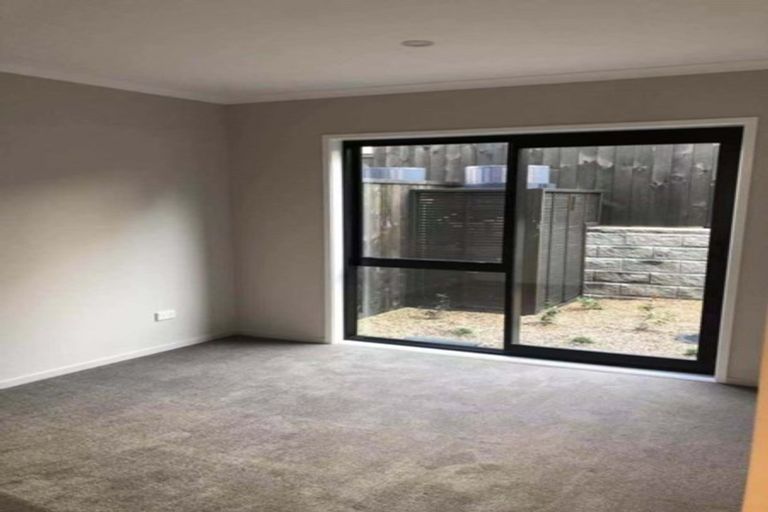 Photo of property in 76 Mapou Road, Hobsonville, Auckland, 0616
