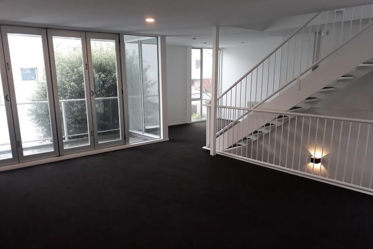 Photo of property in 44h Chester Street West, Christchurch Central, Christchurch, 8013