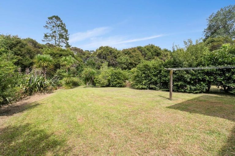 Photo of property in 54 Sherrybrooke Place, Sunnyvale, Auckland, 0612